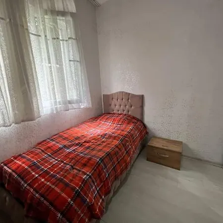 Daire 3 Odalı Bahçeli Bbq Kalbinde Ev *