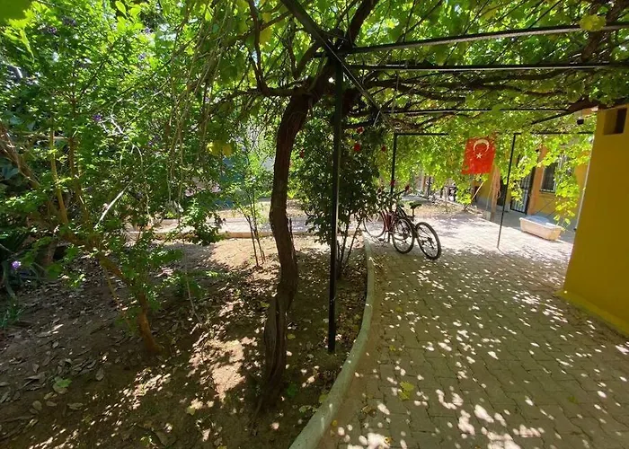 Apartament 3 Odali Bahceli Bbq Kalbinde Ev