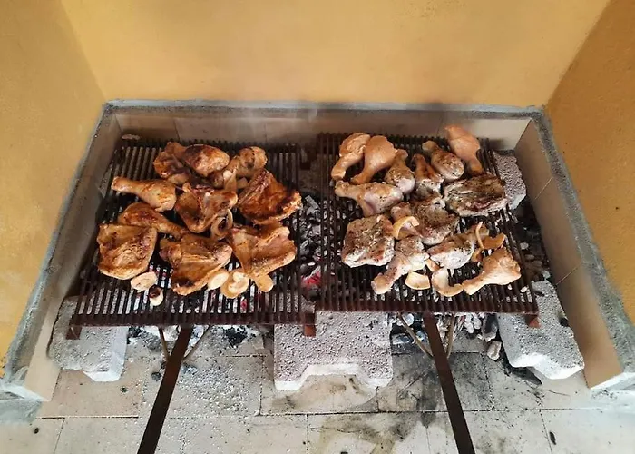3 Odali Bahceli Bbq Kalbinde Ev Antalya